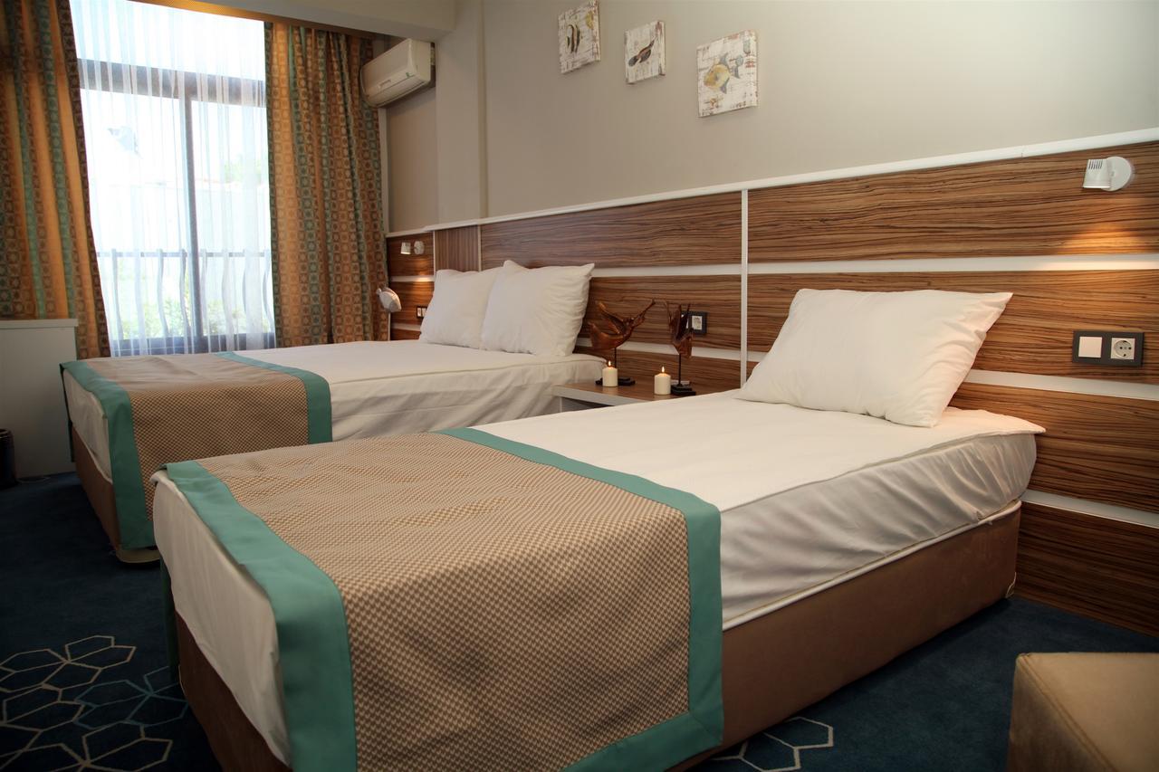 Pirlanta Butik Hotel Çeşme Exterior foto